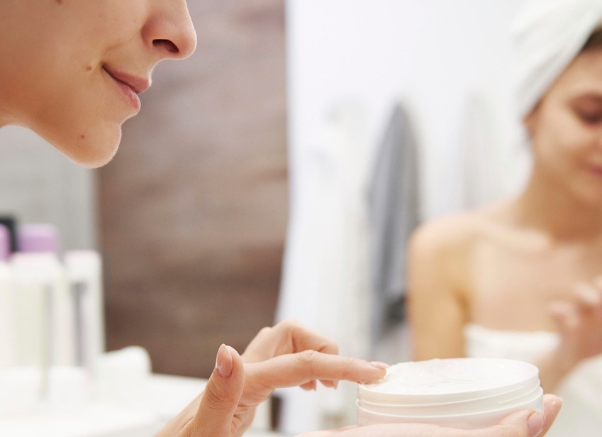 Как продлить молодость подмышек и иметь локти 18-летней Правила ухода за частями тела которые выдают ваш возраст