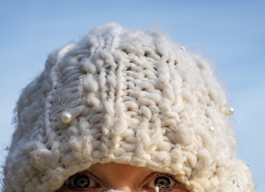 Как сохранить укладку под шапкой Советы от профессионала