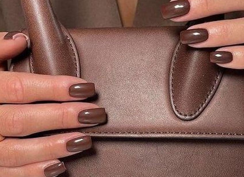 Горячее какао с молоком маникюр-привет уходящему лету