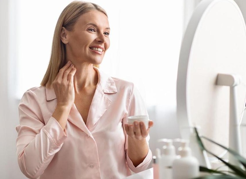 Каким будет крем для лица через 10 лет отвечает косметический химик