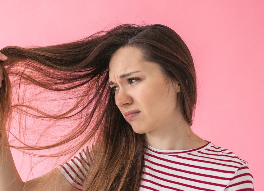 Каких салонных процедур для волос следует избегать советует трихолог