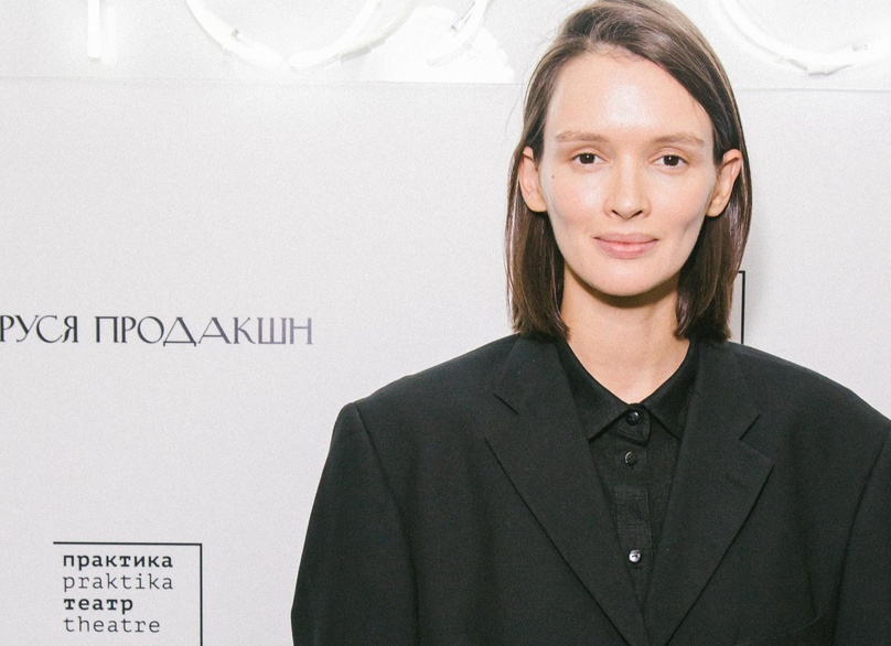 Как мальчик Паулина Андреева пришла на премьеру своего спектакля без грамма макияжа